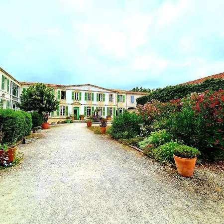 Appartement 91 Palais Des Gouverneurs Jardin Piscine Couverte Et Exterieure Sauna Hammam Fitness Clim