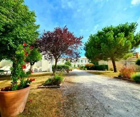 Appartement 91 Palais Des Gouverneurs Jardin Piscine Couverte Et Exterieure Sauna Hammam Fitness Clim Saint-Martin-de-Ré