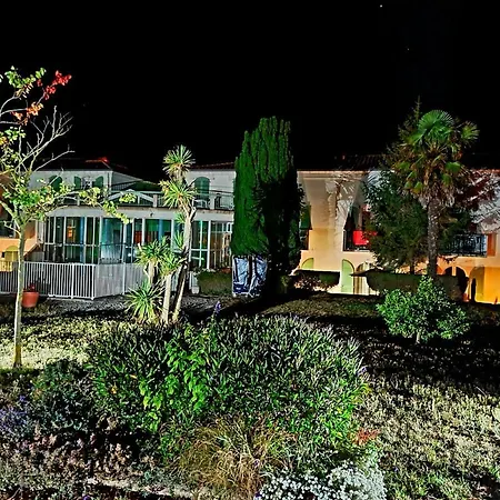 Appartement 91 Palais Des Gouverneurs Jardin Piscine Couverte Et Exterieure Sauna Hammam Fitness Clim