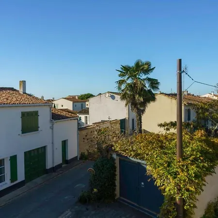 91 Palais Des Gouverneurs Jardin Piscine Couverte Et Exterieure Sauna Hammam Fitness Clim * Saint-Martin-de-Ré