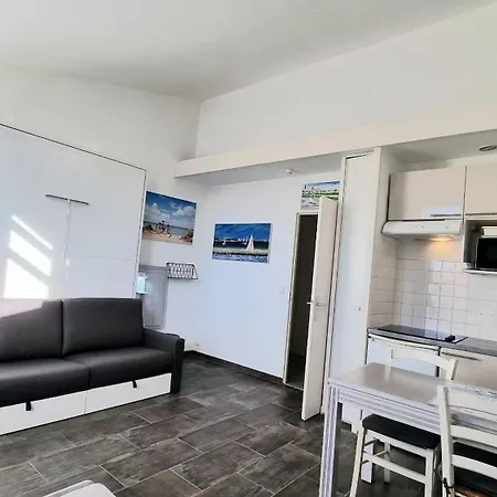 91 Palais Des Gouverneurs Jardin Piscine Couverte Et Exterieure Sauna Hammam Fitness Clim * Saint-Martin-de-Ré