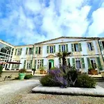 Climatise 91 Palais Des Gouverneurs Jardin Piscine Couverte Et Exterieure Sauna Hammam Fitness *