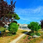Daire Climatise 91 Palais Des Gouverneurs Jardin Piscine Couverte Et Exterieure Sauna Hammam Fitness Saint-Martin-de-Ré
