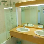 Climatise 91 Palais Des Gouverneurs Jardin Piscine Couverte Et Exterieure Sauna Hammam Fitness Daire
