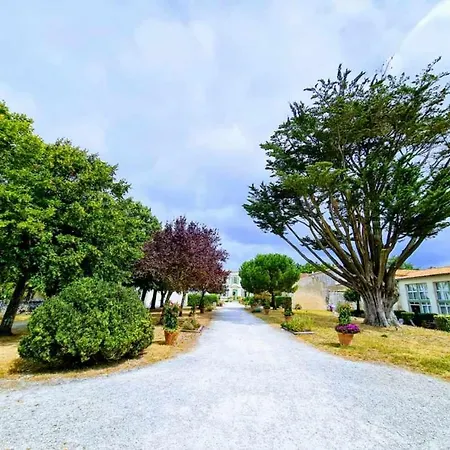 91 Palais Des Gouverneurs Jardin Piscine Couverte Et Exterieure Sauna Hammam Fitness Clim Apartament *