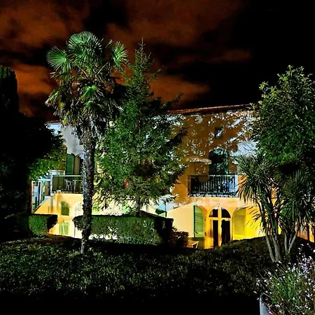 91 Palais Des Gouverneurs Jardin Piscine Couverte Et Exterieure Sauna Hammam Fitness Clim * Saint-Martin-de-Ré