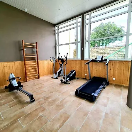 Apartament 91 Palais Des Gouverneurs Jardin Piscine Couverte Et Exterieure Sauna Hammam Fitness Clim Saint-Martin-de-Ré