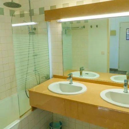 Climatise 91 Palais Des Gouverneurs Jardin Piscine Couverte Et Exterieure Sauna Hammam Fitness Lejlighed