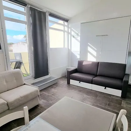 91 Palais Des Gouverneurs Jardin Piscine Couverte Et Exterieure Sauna Hammam Fitness Clim * Saint-Martin-de-Ré