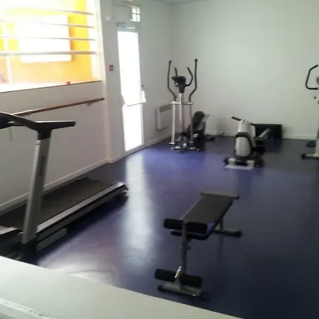 91 Palais Des Gouverneurs Jardin Piscine Couverte Et Exterieure Sauna Hammam Fitness Clim Saint-Martin-de-Ré