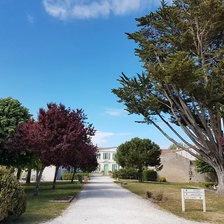 91 Palais Des Gouverneurs Jardin Piscine Couverte Et Exterieure Sauna Hammam Fitness Clim Apartament Saint-Martin-de-Ré